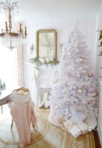 All-White Christmas Tree Idea